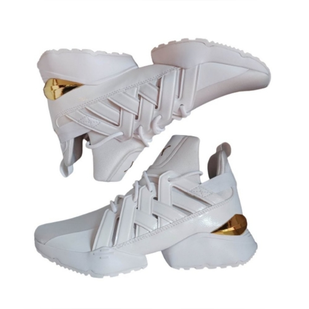 PUMA - Muse Echo New School Womens - Sz 11